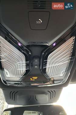Внедорожник / Кроссовер BMW X7 2021 в 