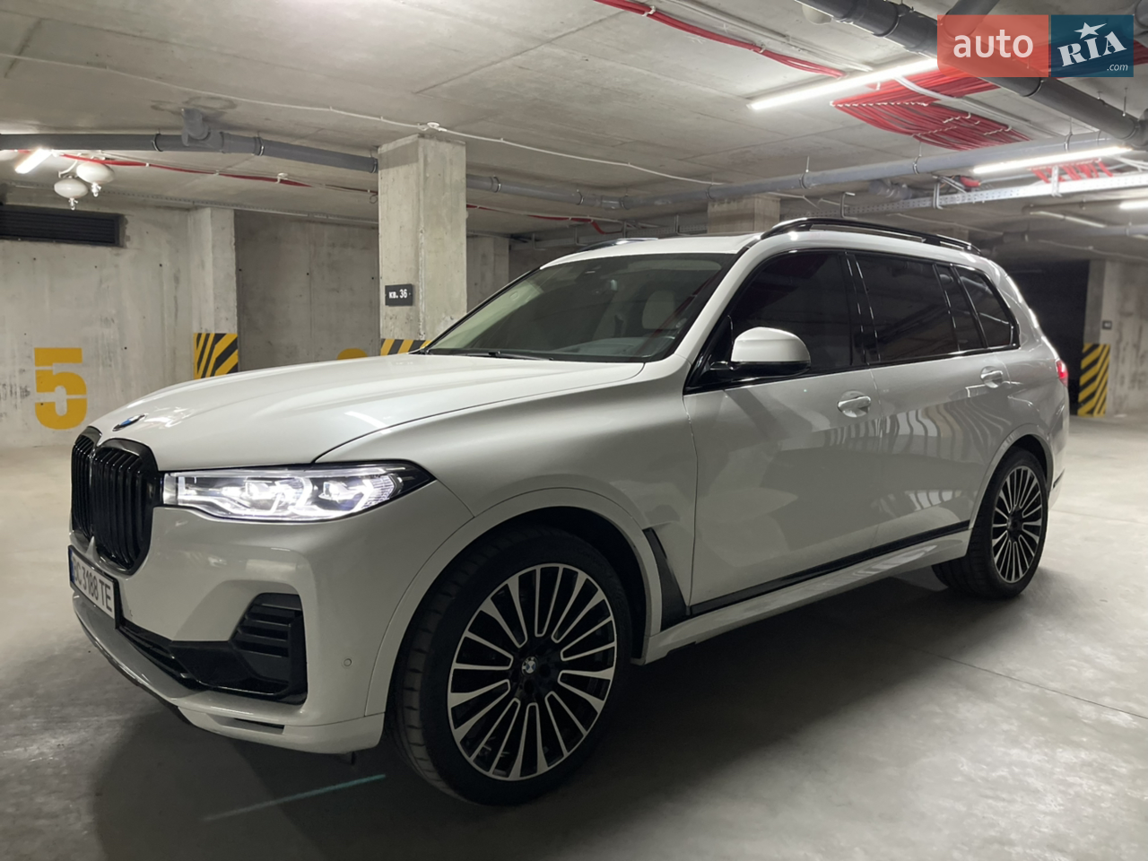 2019 BMW X7 - мініатюра 76