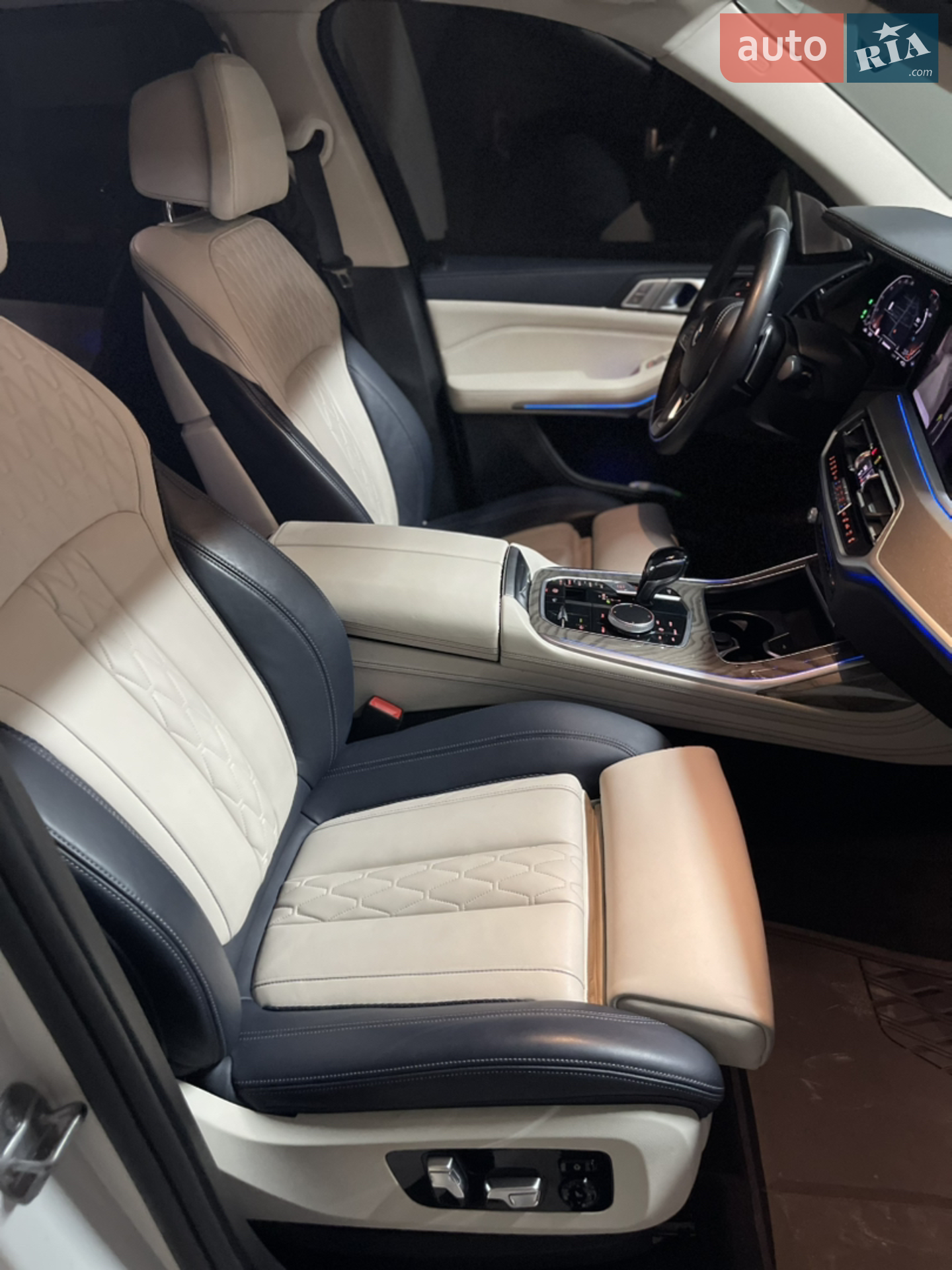 2020 BMW X7 - мініатюра 14