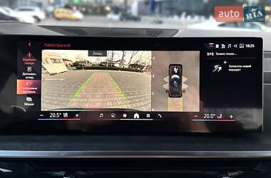 Позашляховик / Кросовер BMW X7 2024 в 