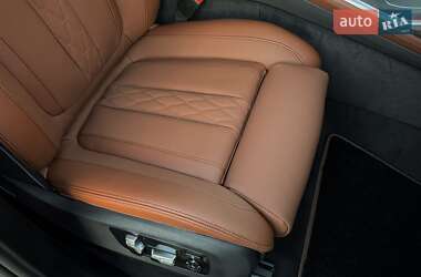 Позашляховик / Кросовер BMW X7 2024 в 