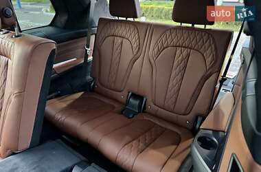 Позашляховик / Кросовер BMW X7 2024 в 