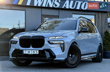 Позашляховик / Кросовер BMW X7 2024 в 