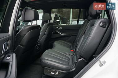 Позашляховик / Кросовер BMW X7 2019 в 