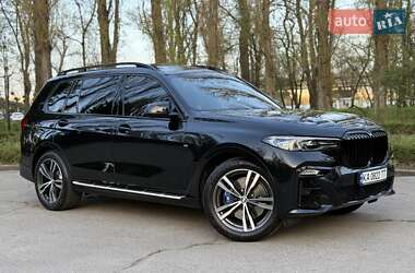 Внедорожник / Кроссовер BMW X7 2021 в 
