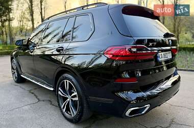 Внедорожник / Кроссовер BMW X7 2021 в 