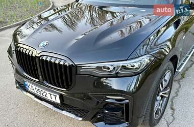 Внедорожник / Кроссовер BMW X7 2021 в 