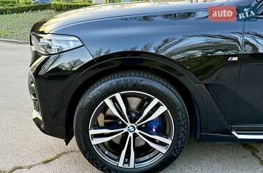 Внедорожник / Кроссовер BMW X7 2021 в 