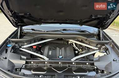 Внедорожник / Кроссовер BMW X7 2021 в 