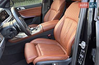 Внедорожник / Кроссовер BMW X7 2021 в 