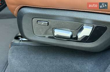 Внедорожник / Кроссовер BMW X7 2021 в 