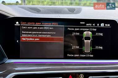 Внедорожник / Кроссовер BMW X7 2021 в 