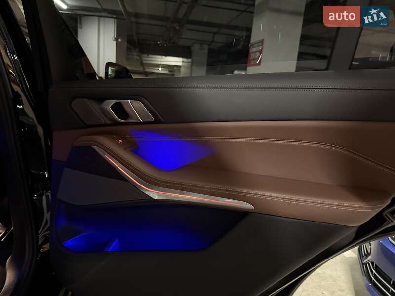 Внедорожник / Кроссовер BMW X7 2023 в Киеве