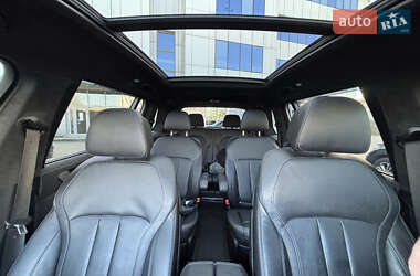 Внедорожник / Кроссовер BMW X7 2019 в 