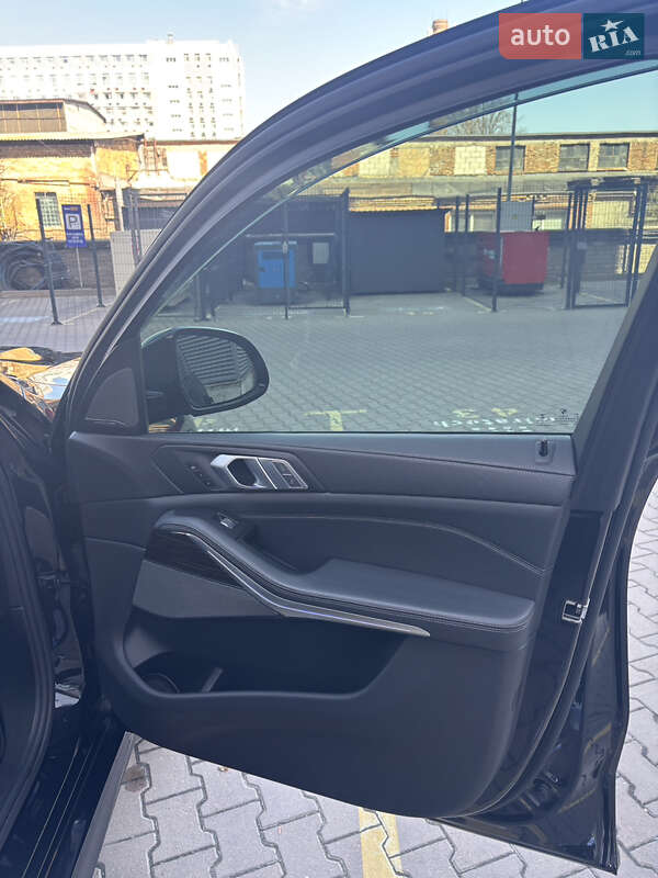 Внедорожник / Кроссовер BMW X7 2019 в Киеве фото 22 Внедорожник / Кроссовер BMW X7 2019 в Киеве