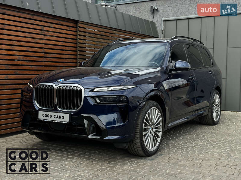Внедорожник / Кроссовер BMW X7 2023 в 