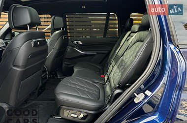 Внедорожник / Кроссовер BMW X7 2023 в 