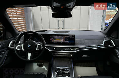 Внедорожник / Кроссовер BMW X7 2023 в 