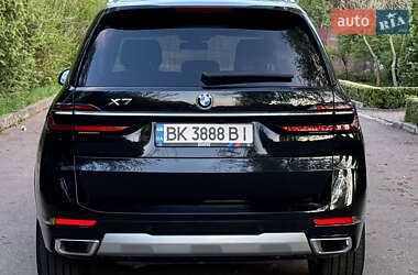 Внедорожник / Кроссовер BMW X7 2024 в 