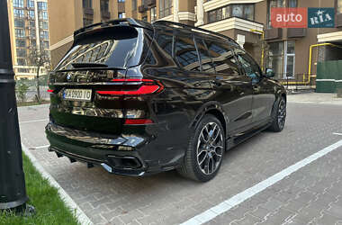 Внедорожник / Кроссовер BMW X7 2022 в 
