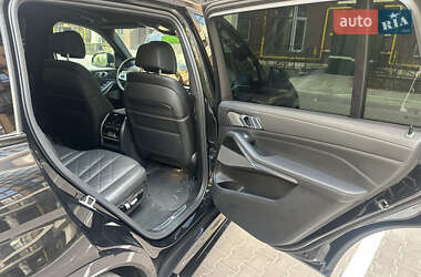 Внедорожник / Кроссовер BMW X7 2022 в 