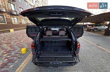 Позашляховик / Кросовер BMW X7 2024 в 