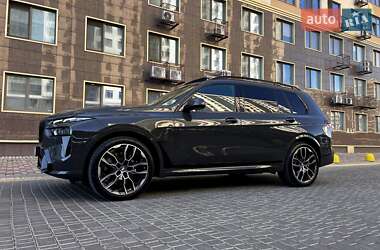 Позашляховик / Кросовер BMW X7 2024 в 