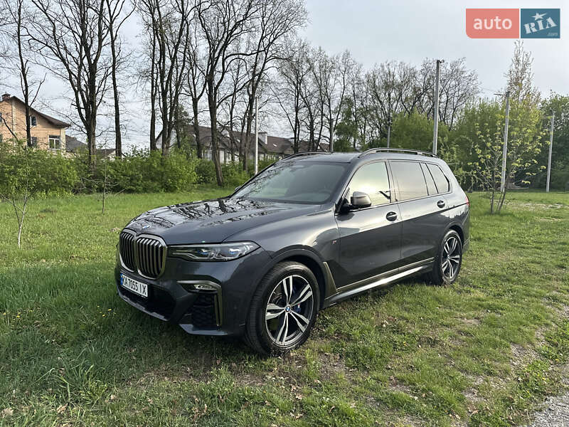 Внедорожник / Кроссовер BMW X7 2020 в 