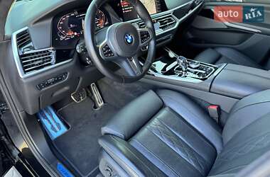 Внедорожник / Кроссовер BMW X7 2022 в 
