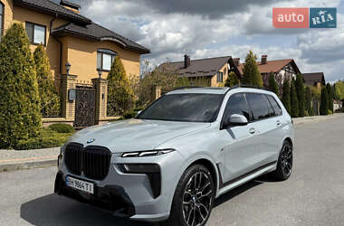 Внедорожник / Кроссовер BMW X7 2023 в 