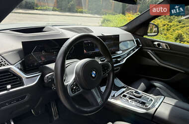 Внедорожник / Кроссовер BMW X7 2023 в 