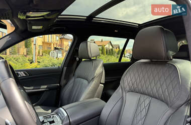 Внедорожник / Кроссовер BMW X7 2023 в 