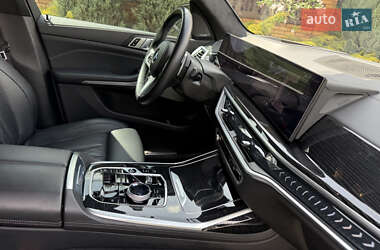 Внедорожник / Кроссовер BMW X7 2023 в 