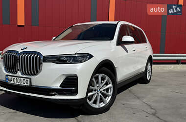 Внедорожник / Кроссовер BMW X7 2021 в 