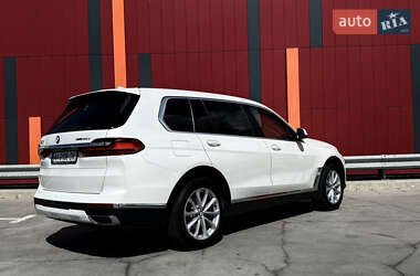 Внедорожник / Кроссовер BMW X7 2021 в 
