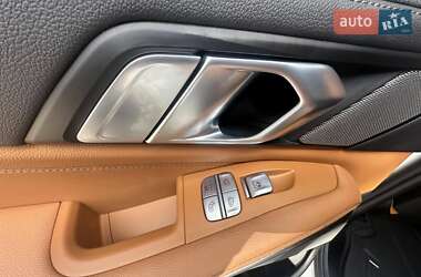 Позашляховик / Кросовер BMW X7 2022 в 