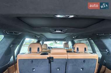 Позашляховик / Кросовер BMW X7 2022 в 