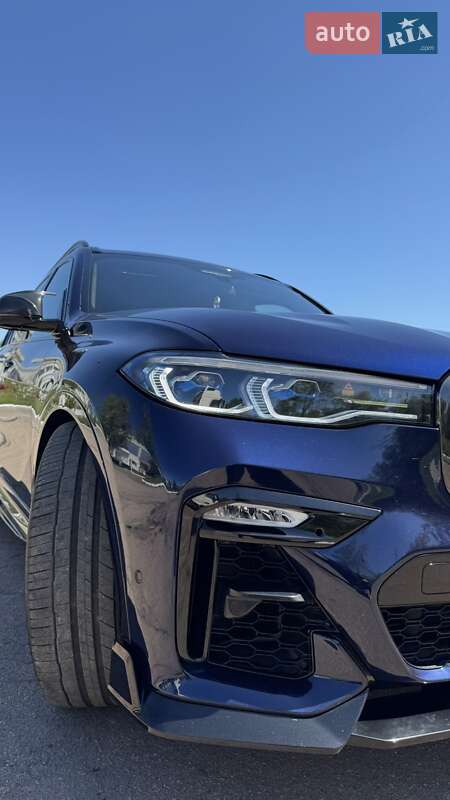 Позашляховик / Кросовер BMW X7 2022 в Житомирі фото 19 Позашляховик / Кросовер BMW X7 2022 в Житомирі