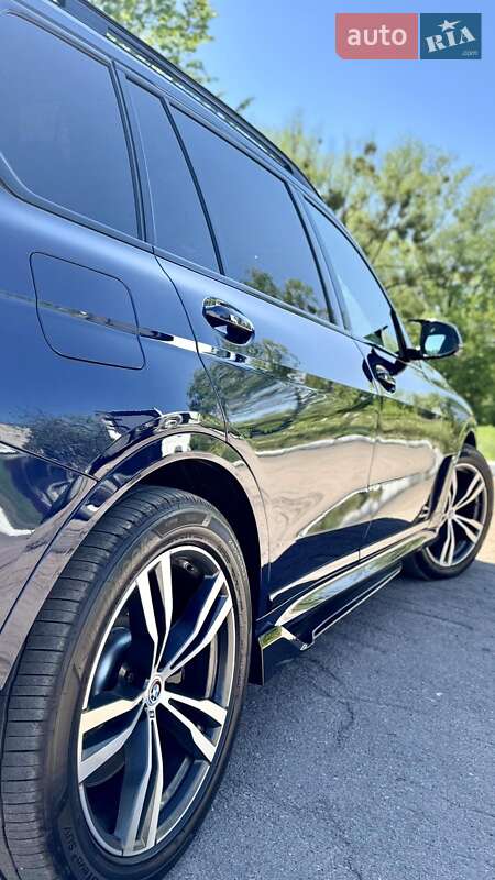 Позашляховик / Кросовер BMW X7 2022 в Житомирі фото 29 Позашляховик / Кросовер BMW X7 2022 в Житомирі