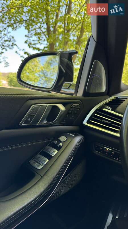 Позашляховик / Кросовер BMW X7 2022 в Житомирі фото 40 Позашляховик / Кросовер BMW X7 2022 в Житомирі