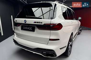 Позашляховик / Кросовер BMW X7 2020 в 