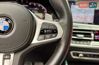 Позашляховик / Кросовер BMW X7 2020 в 