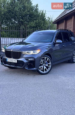 Внедорожник / Кроссовер BMW X7 2022 в 