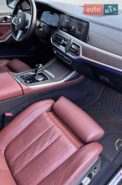 Внедорожник / Кроссовер BMW X7 2022 в 