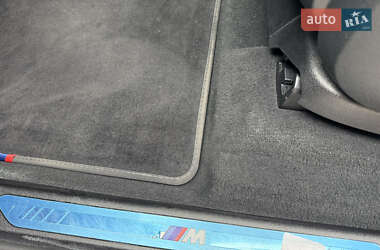 Позашляховик / Кросовер BMW X7 2022 в 