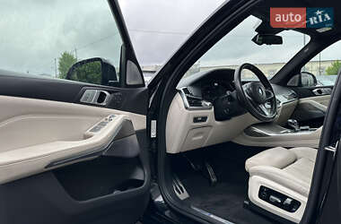 Позашляховик / Кросовер BMW X7 2019 в 