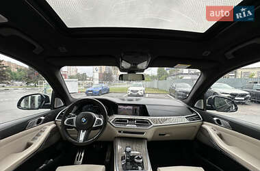 Позашляховик / Кросовер BMW X7 2019 в 