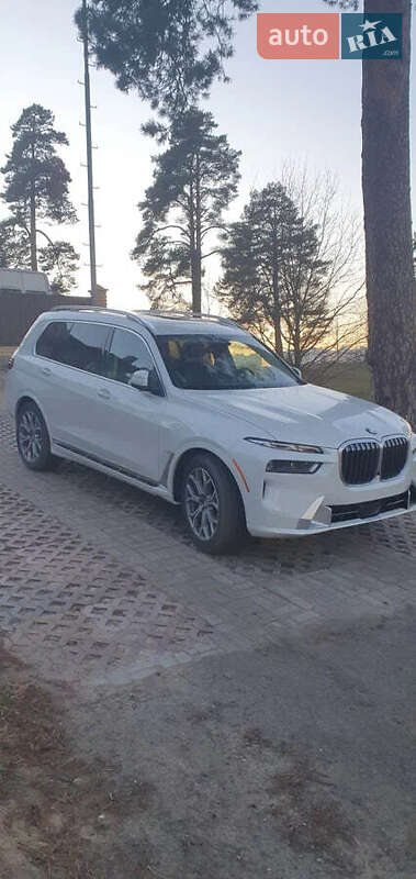 Позашляховик / Кросовер BMW X7 2023 в Києві