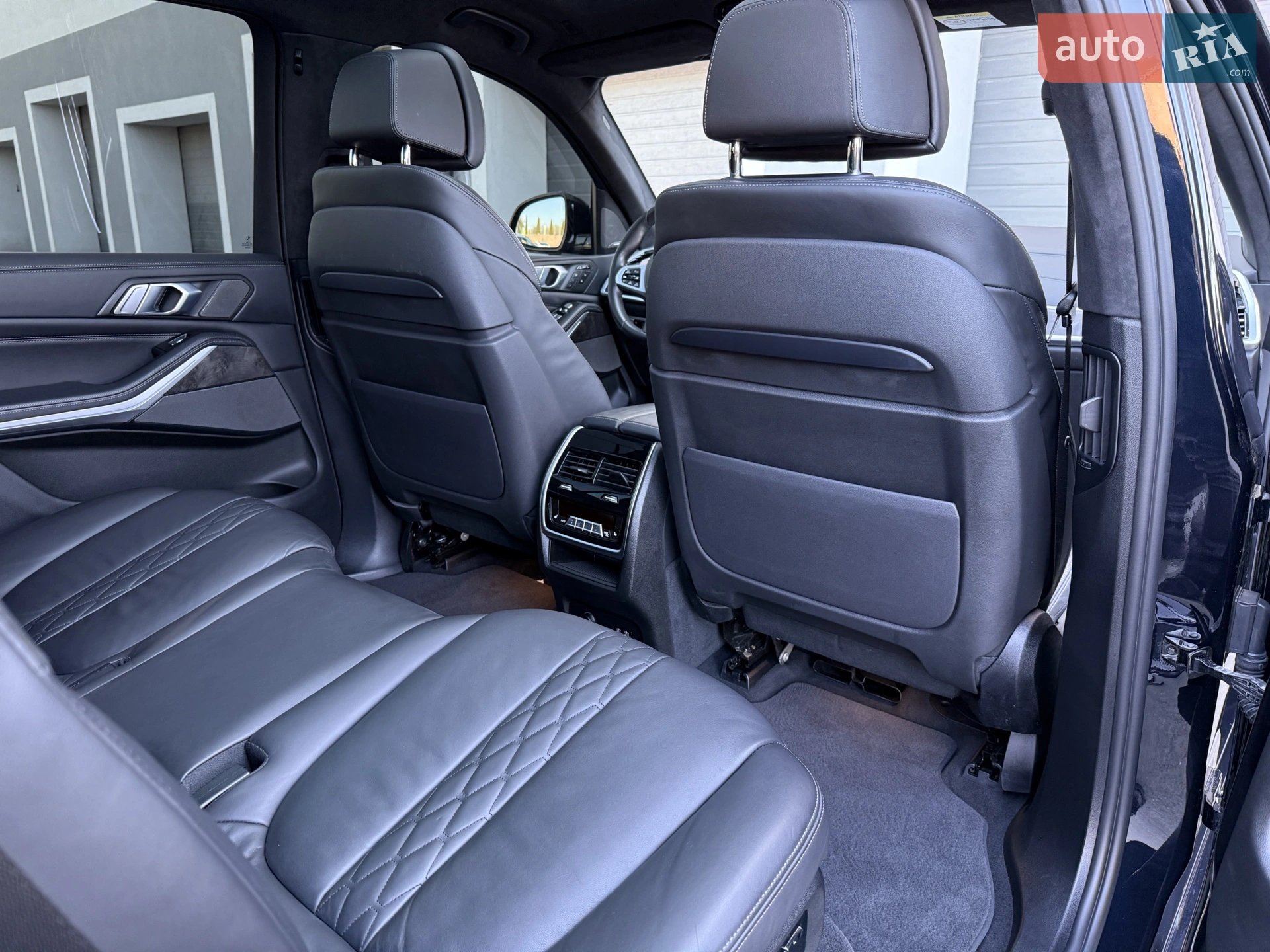 2020 BMW X7 - мініатюра 39