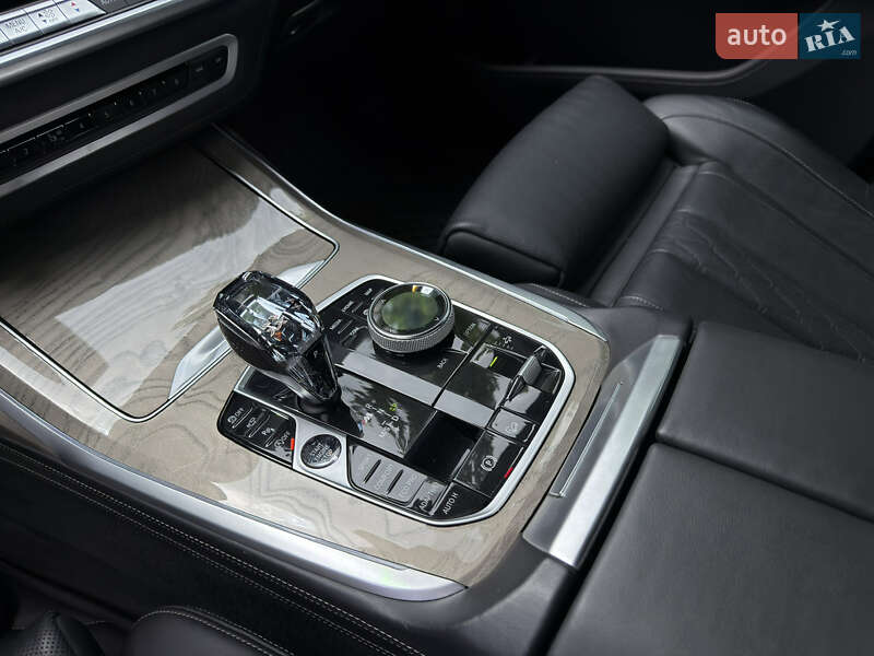 Позашляховик / Кросовер BMW X7 2019 в Києві